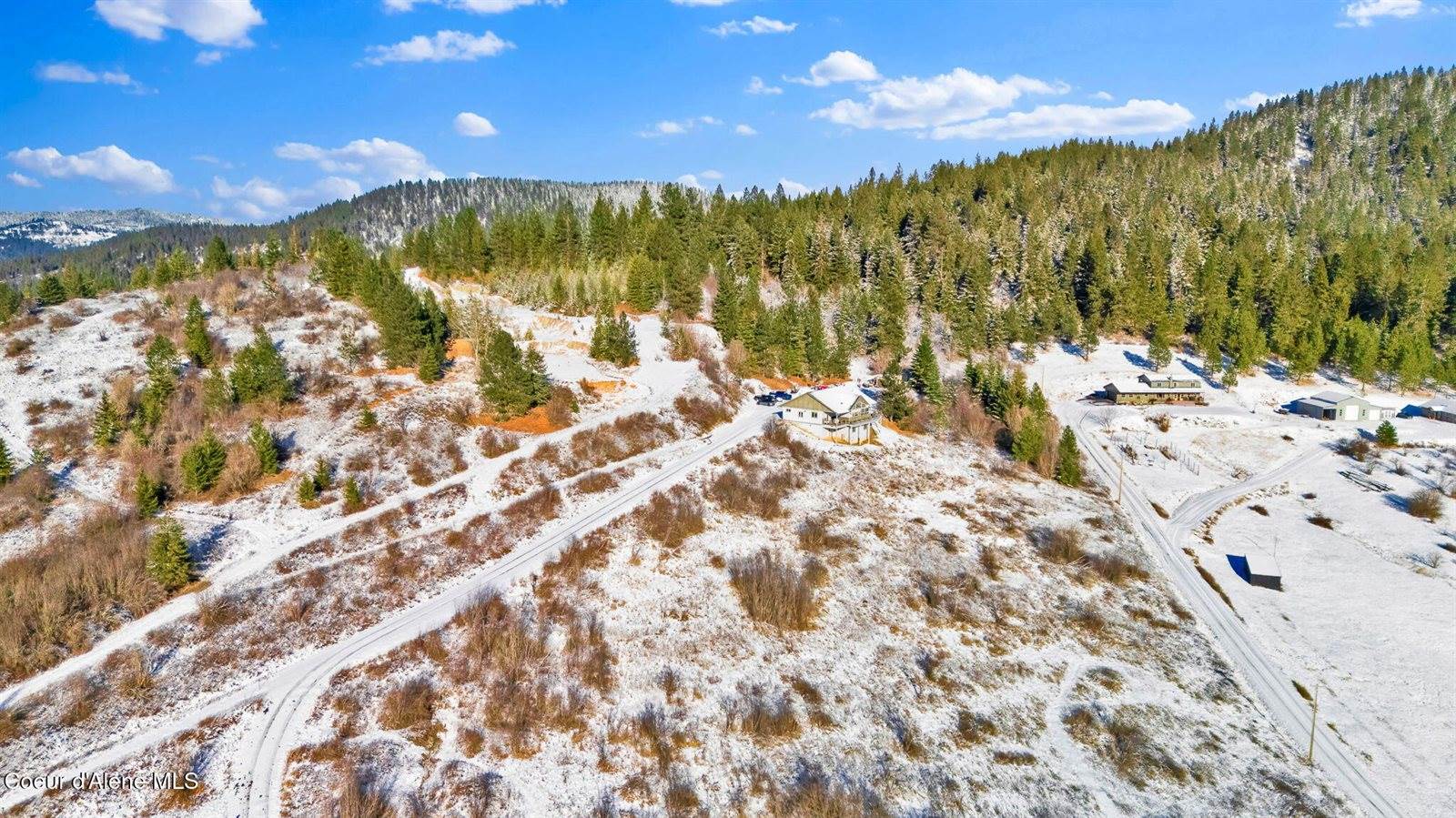 5383 East Van Dusen Rd, Harrison, ID 83833