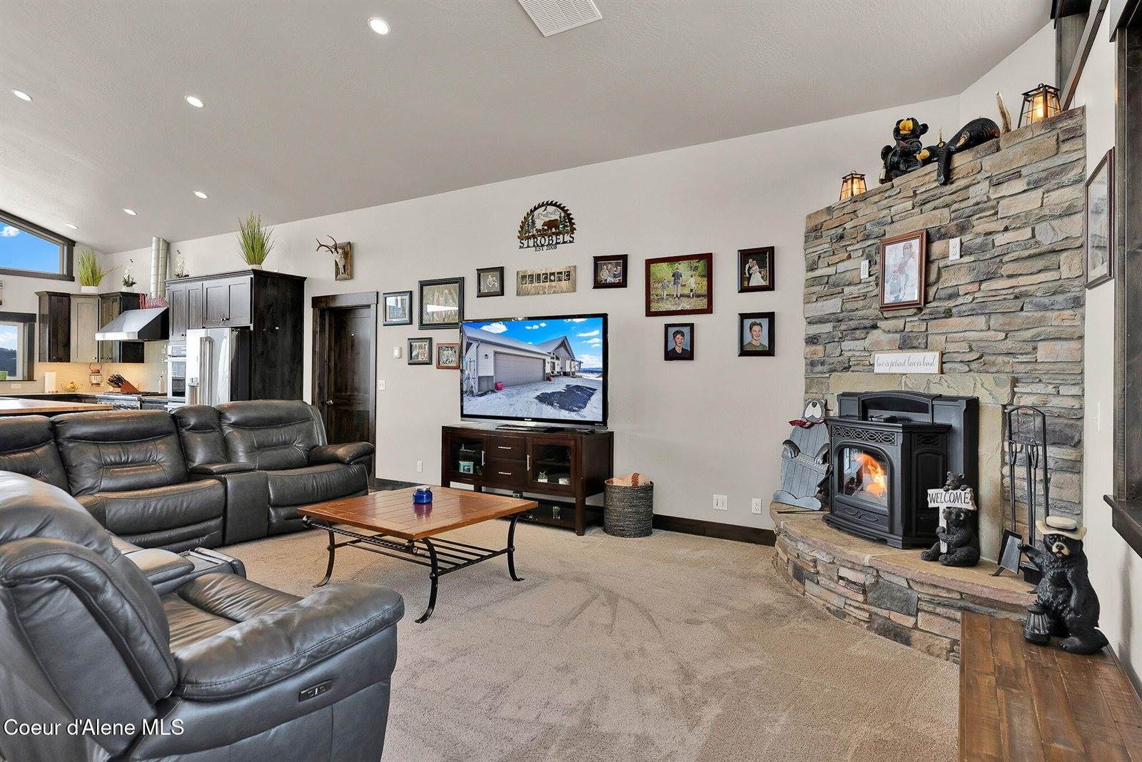 5383 East Van Dusen Rd, Harrison, ID 83833