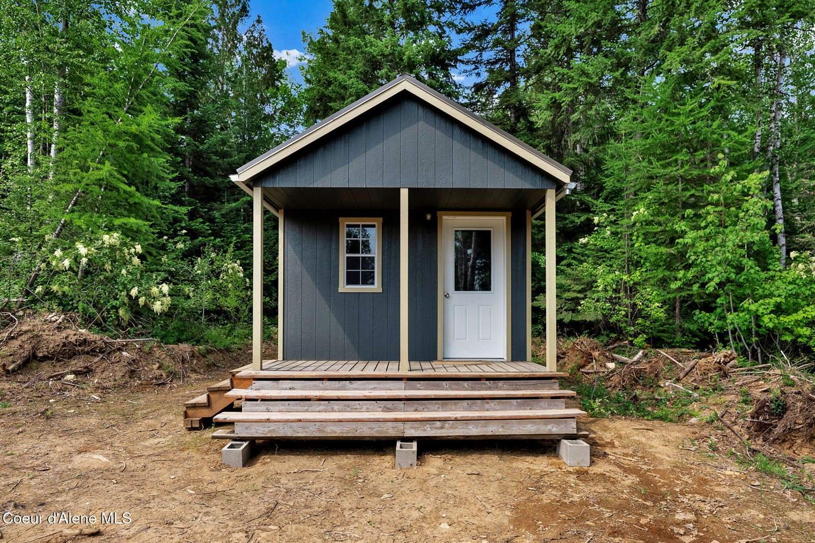 537 East Wrenco Rd, Sandpoint, ID 83864