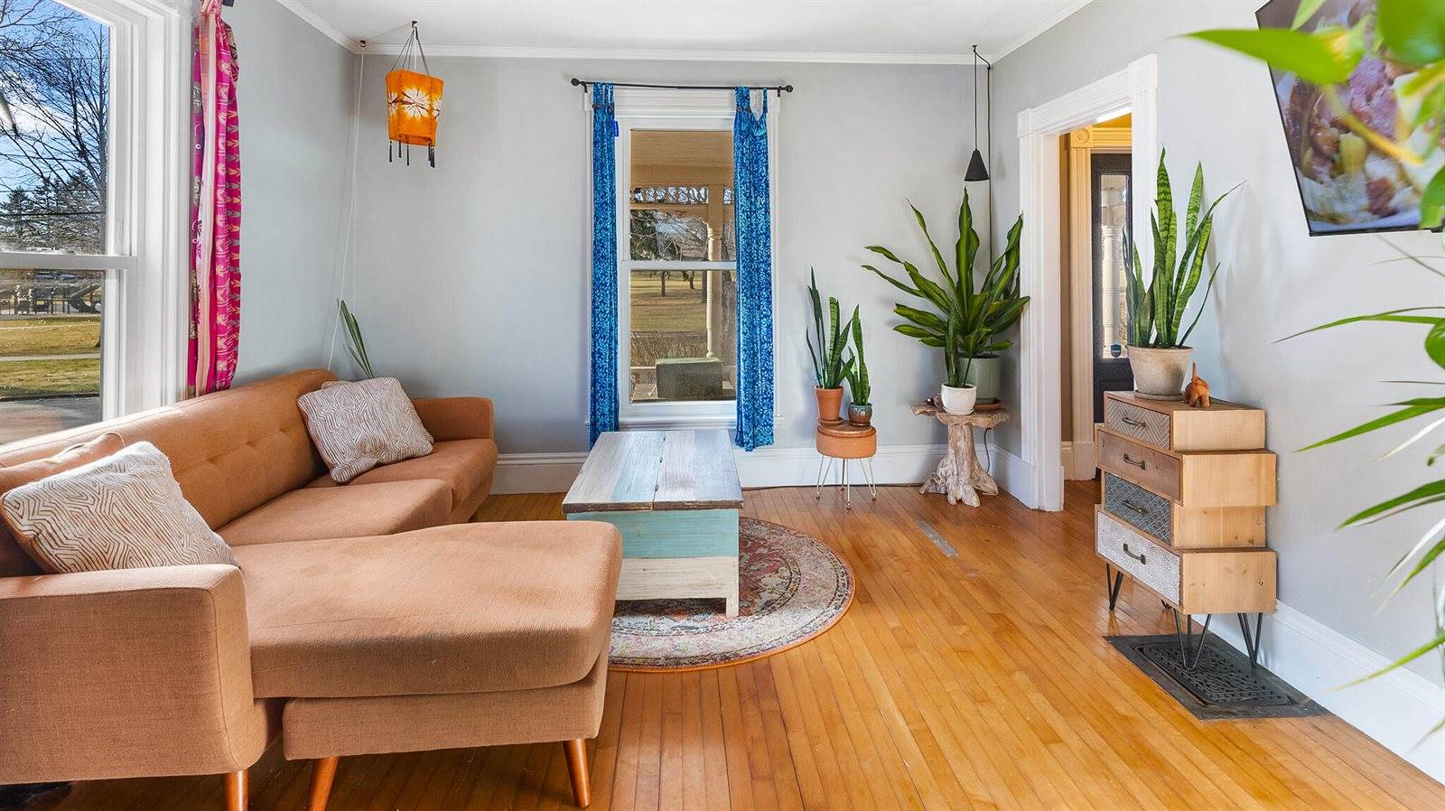 55 Parkview Avenue, Bangor, ME 04401