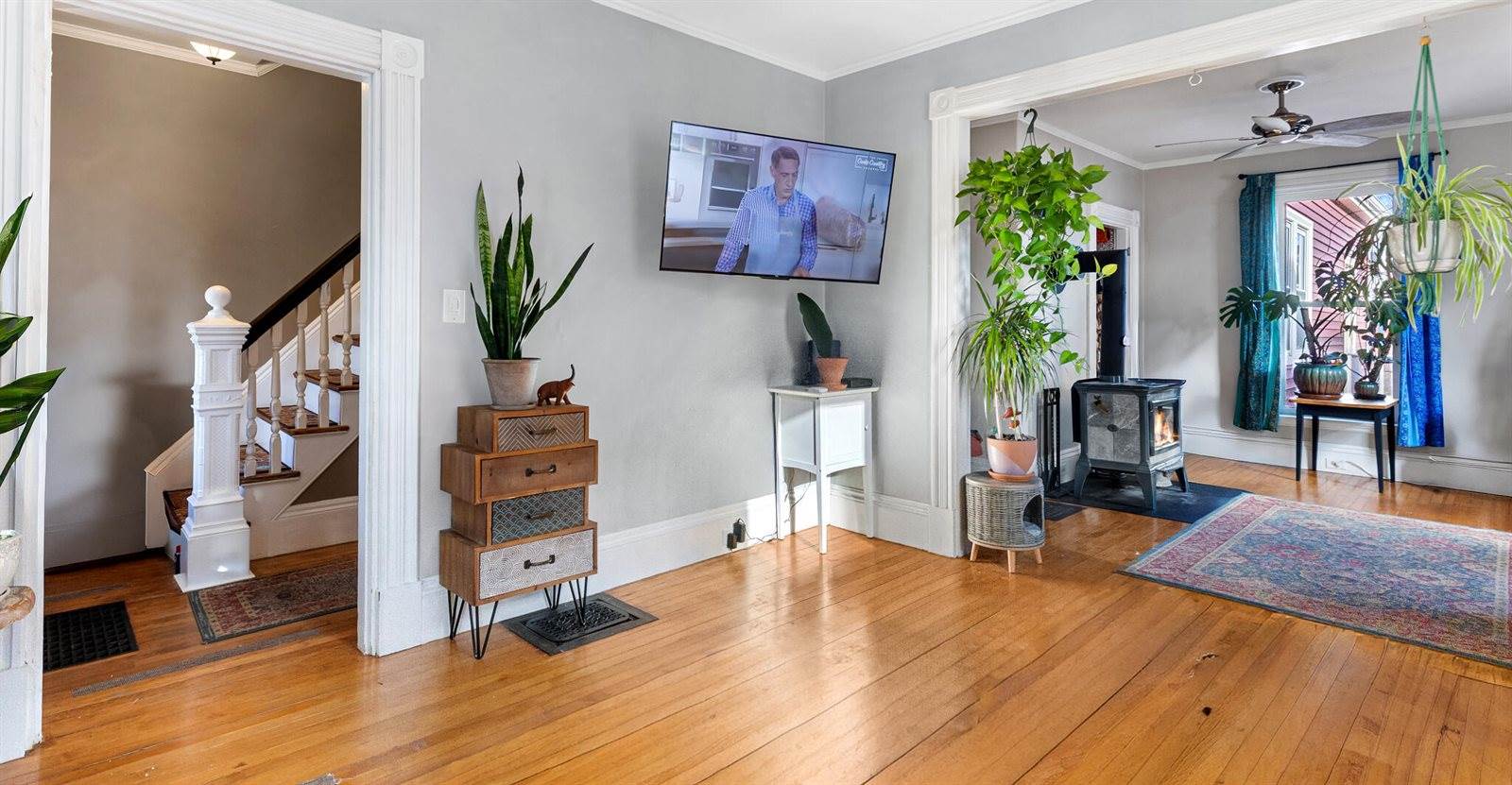 55 Parkview Avenue, Bangor, ME 04401