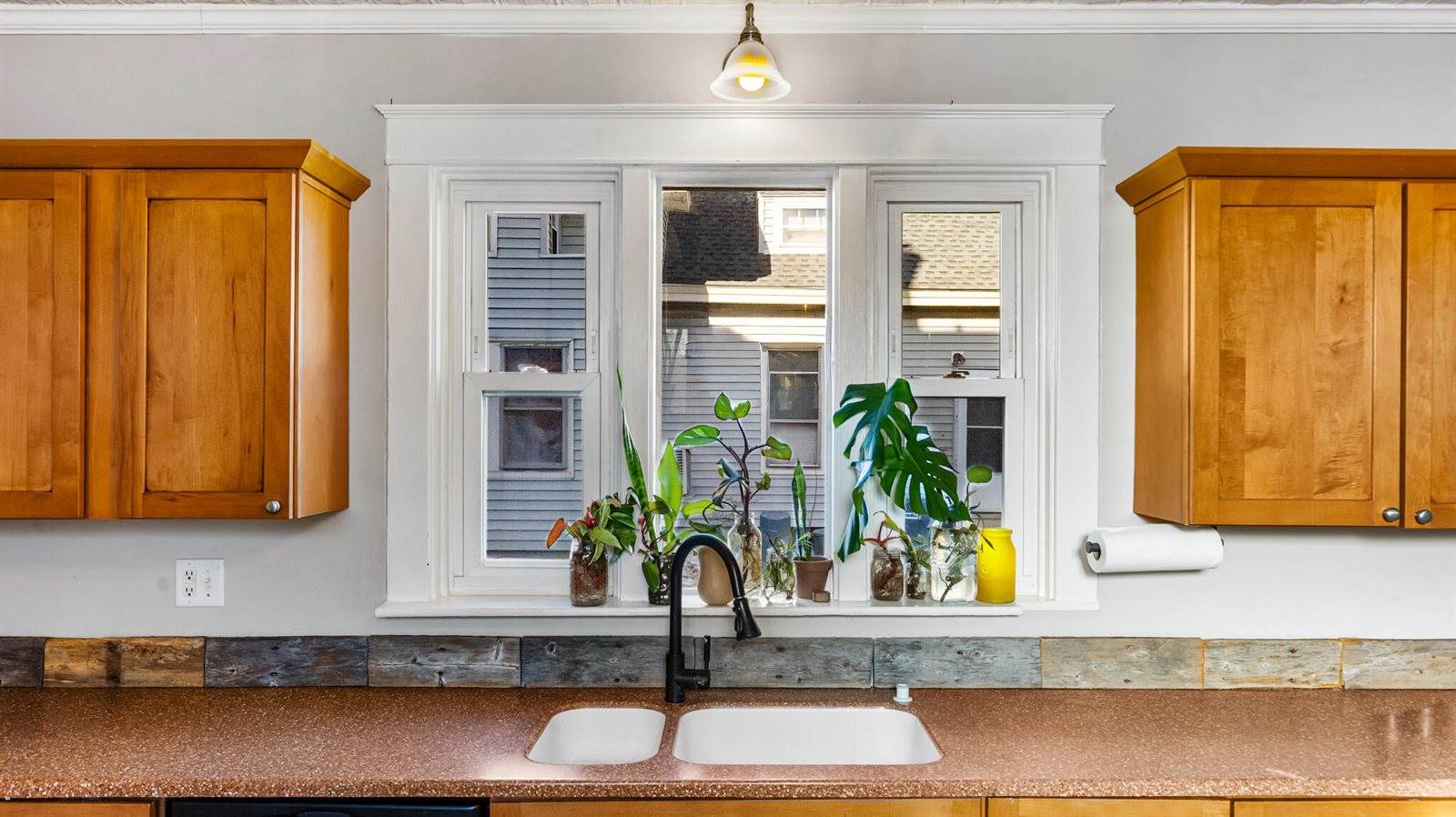 55 Parkview Avenue, Bangor, ME 04401