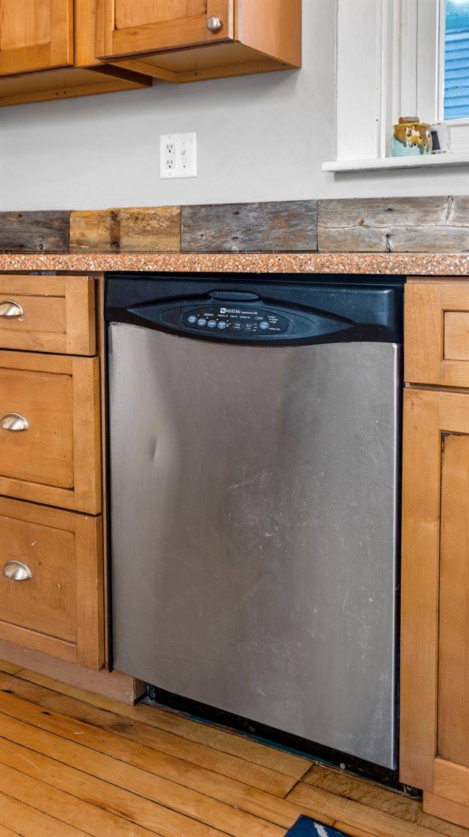 55 Parkview Avenue, Bangor, ME 04401