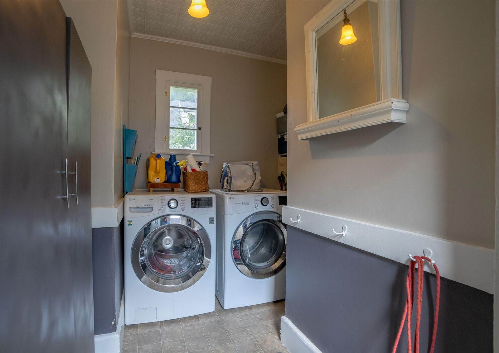 55 Parkview Avenue, Bangor, ME 04401