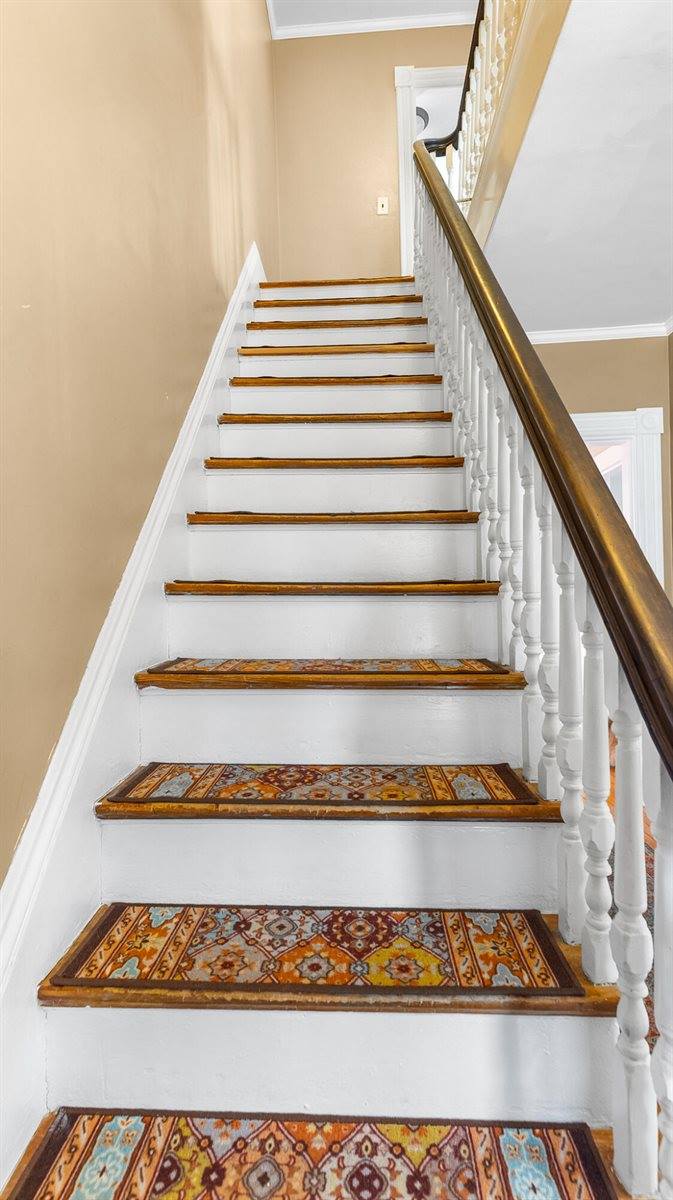 55 Parkview Avenue, Bangor, ME 04401