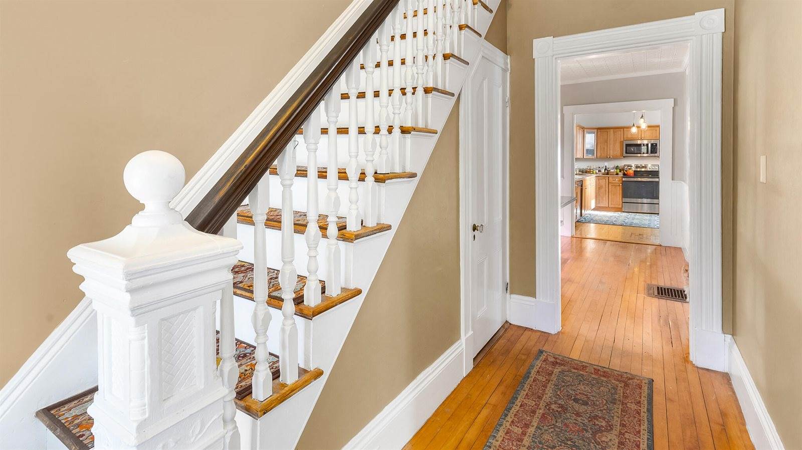 55 Parkview Avenue, Bangor, ME 04401