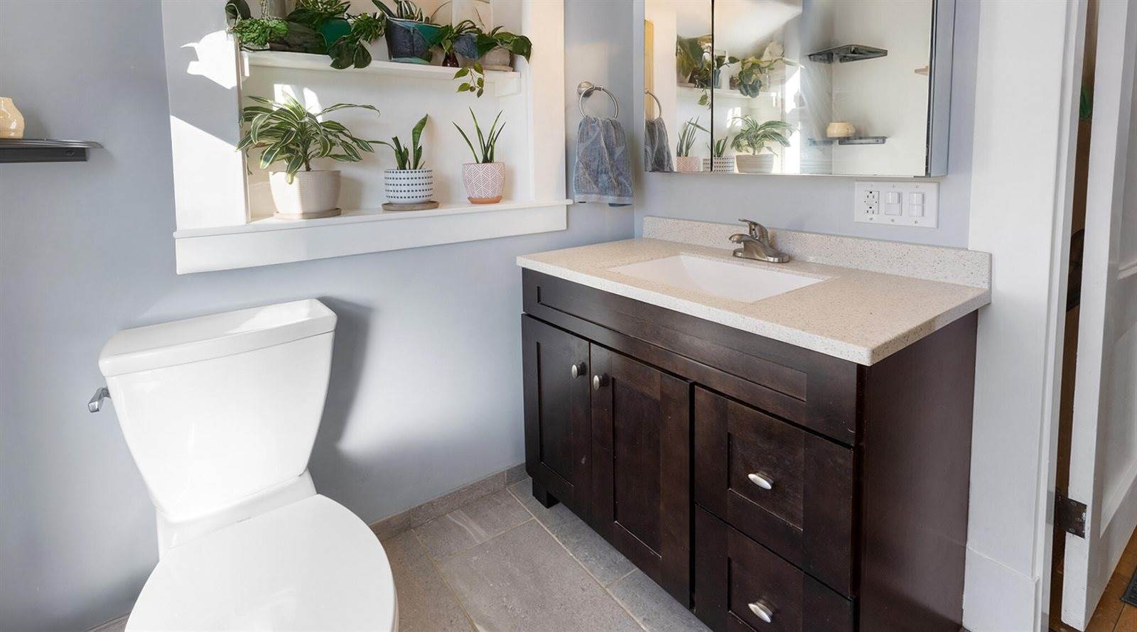 55 Parkview Avenue, Bangor, ME 04401