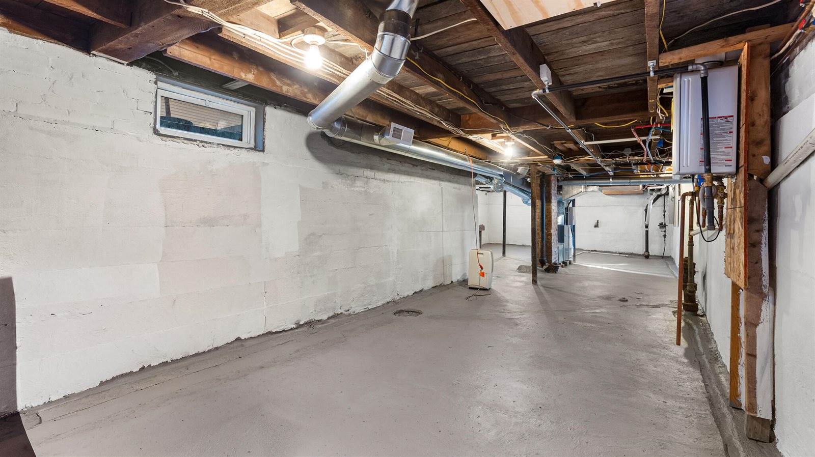 55 Parkview Avenue, Bangor, ME 04401