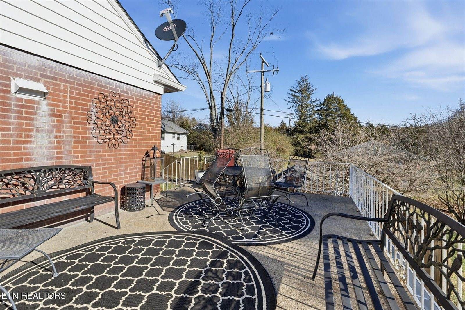 400 Eagle Bend Lane, Clinton, TN 37716