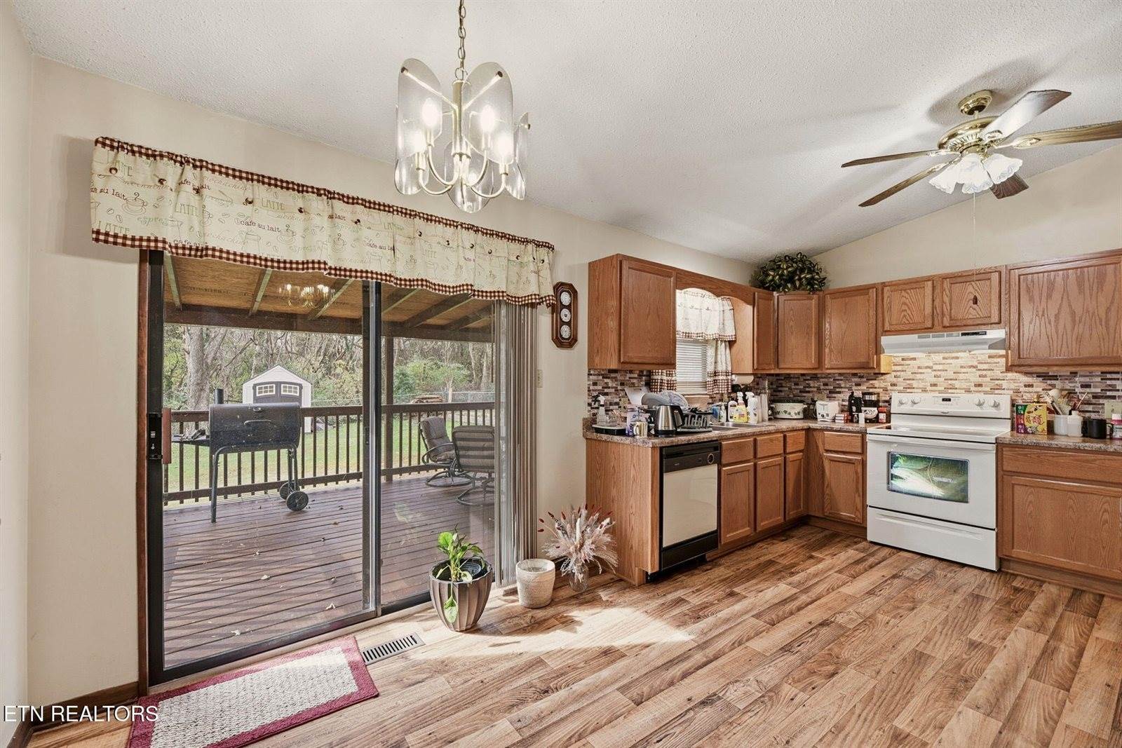 5613 Montina Rd, Knoxville, TN 37912