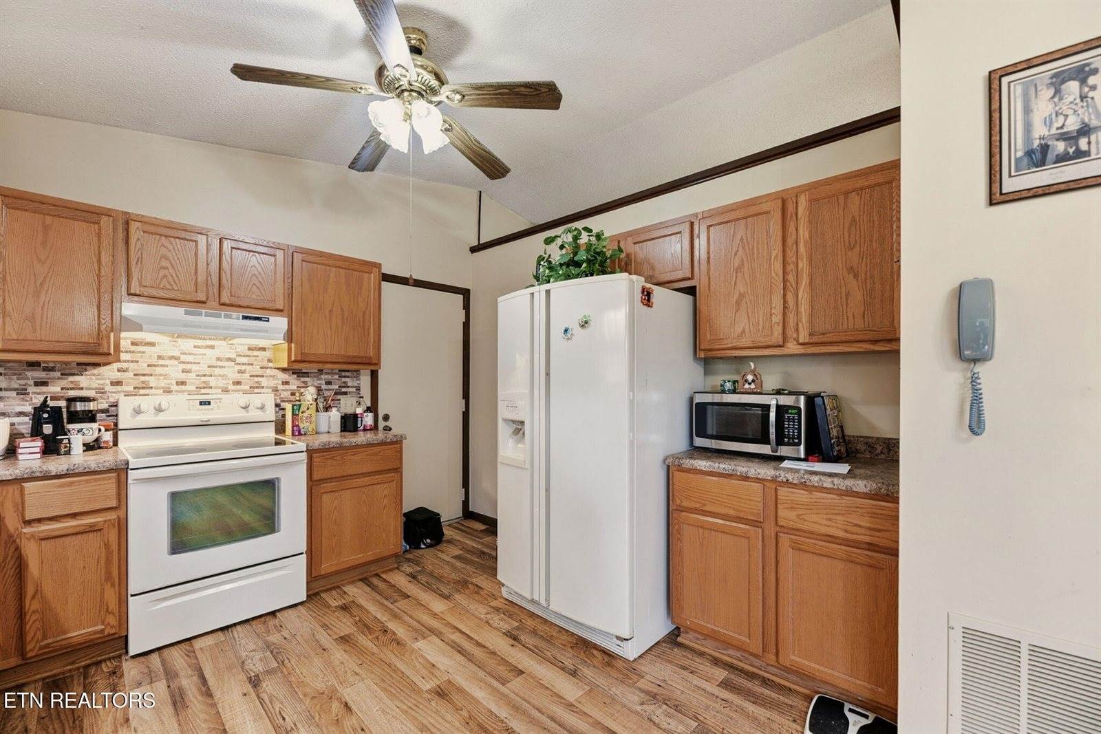 5613 Montina Rd, Knoxville, TN 37912