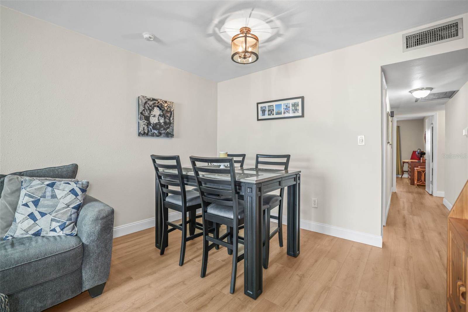 242 Sky Loch Drive East, Dunedin, FL 34698