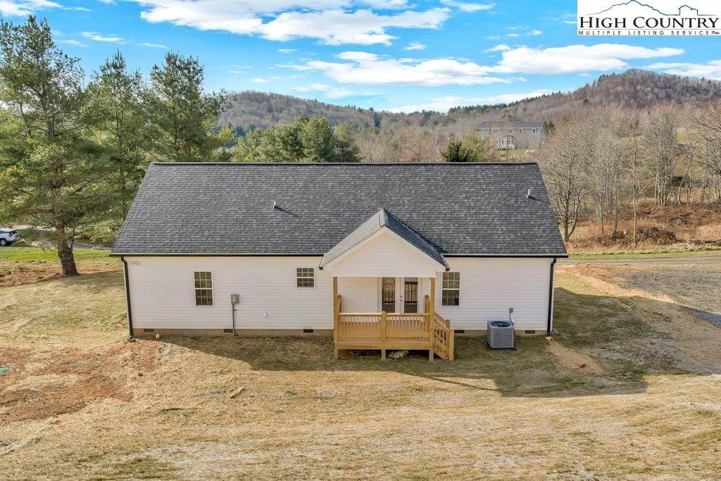 308 Fieldstone Way, Fleetwood, NC 28626