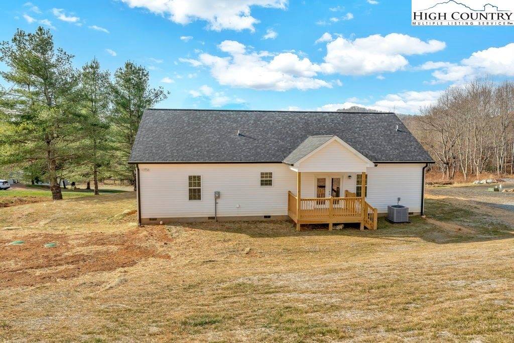 308 Fieldstone Way, Fleetwood, NC 28626