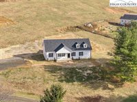 308 Fieldstone Way, Fleetwood, NC 28626