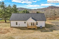 308 Fieldstone Way, Fleetwood, NC 28626