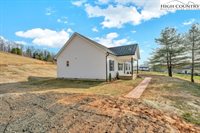 308 Fieldstone Way, Fleetwood, NC 28626