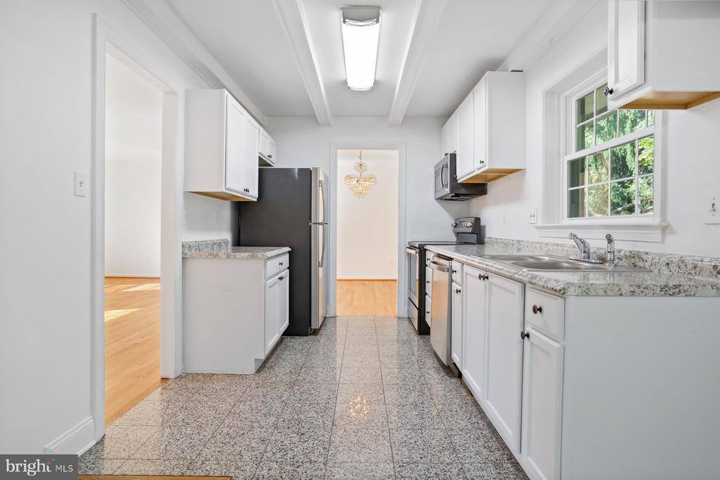 1242 Derbyshire Road, Potomac, MD 20854