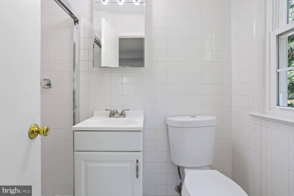 1242 Derbyshire Road, Potomac, MD 20854