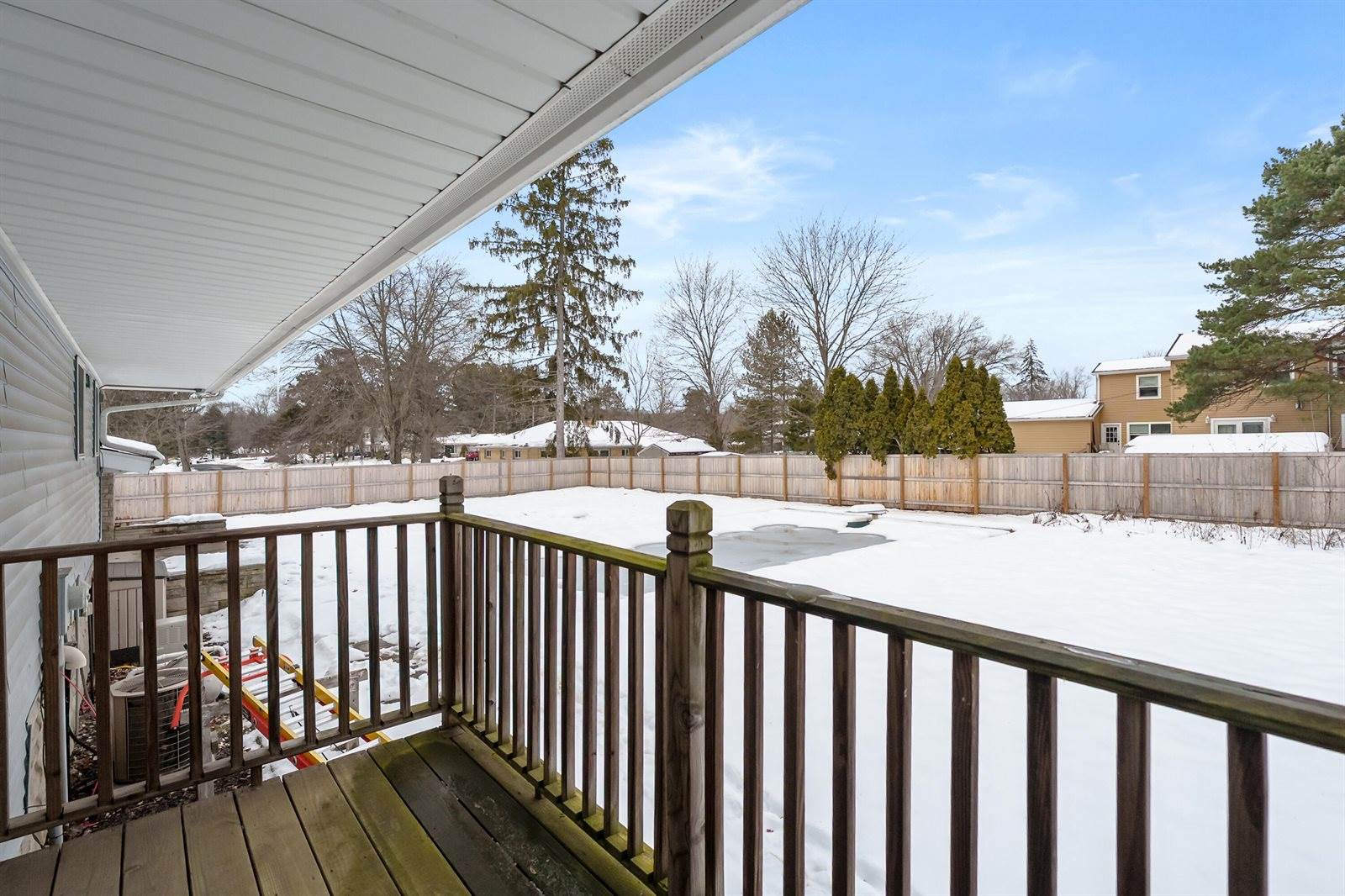 205 Wahwahtaysee Way, Battle Creek, MI 49015