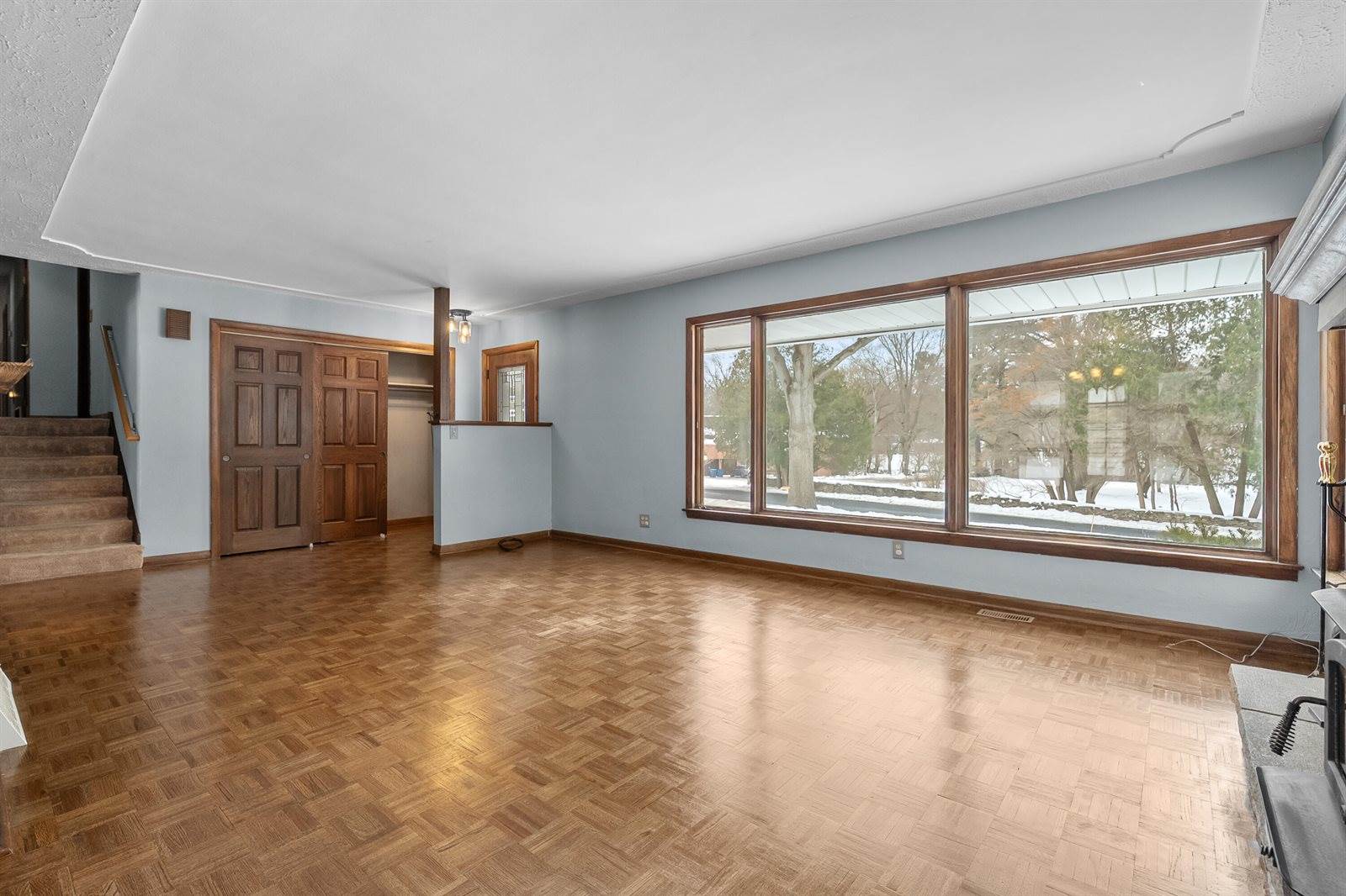 205 Wahwahtaysee Way, Battle Creek, MI 49015