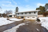 205 Wahwahtaysee Way, Battle Creek, MI 49015