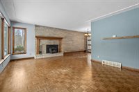 205 Wahwahtaysee Way, Battle Creek, MI 49015