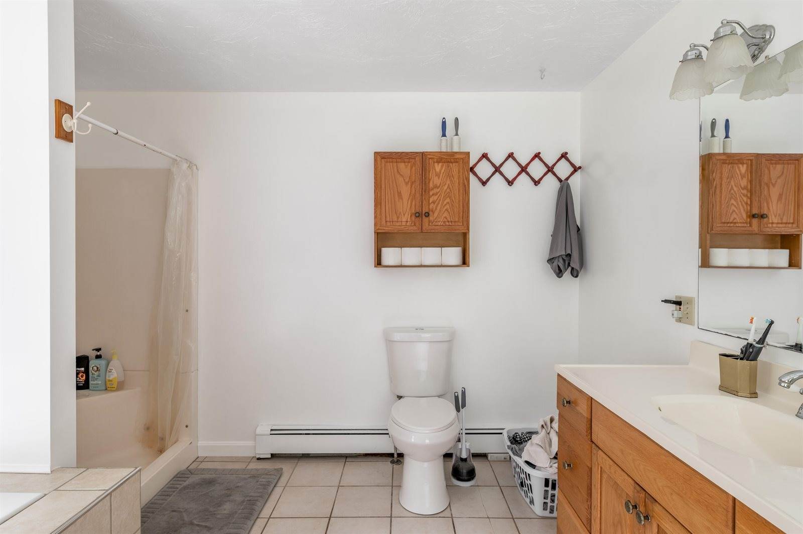 230 West Old Main Road, Lowell, ME 04493