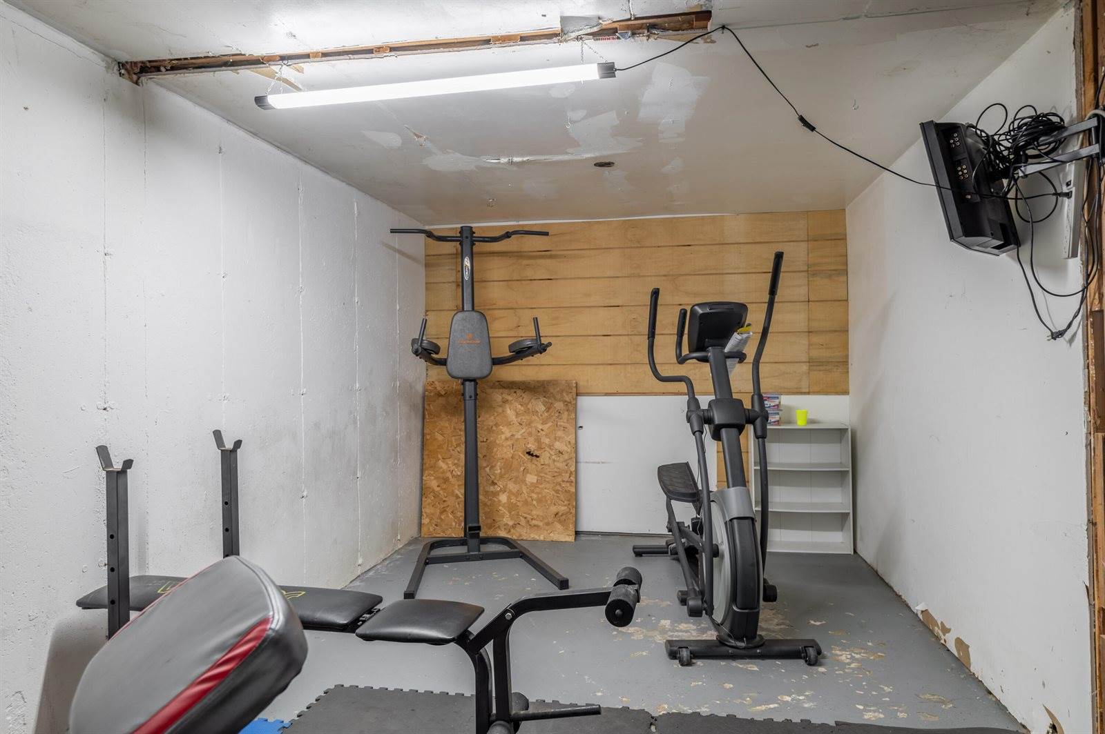 230 West Old Main Road, Lowell, ME 04493