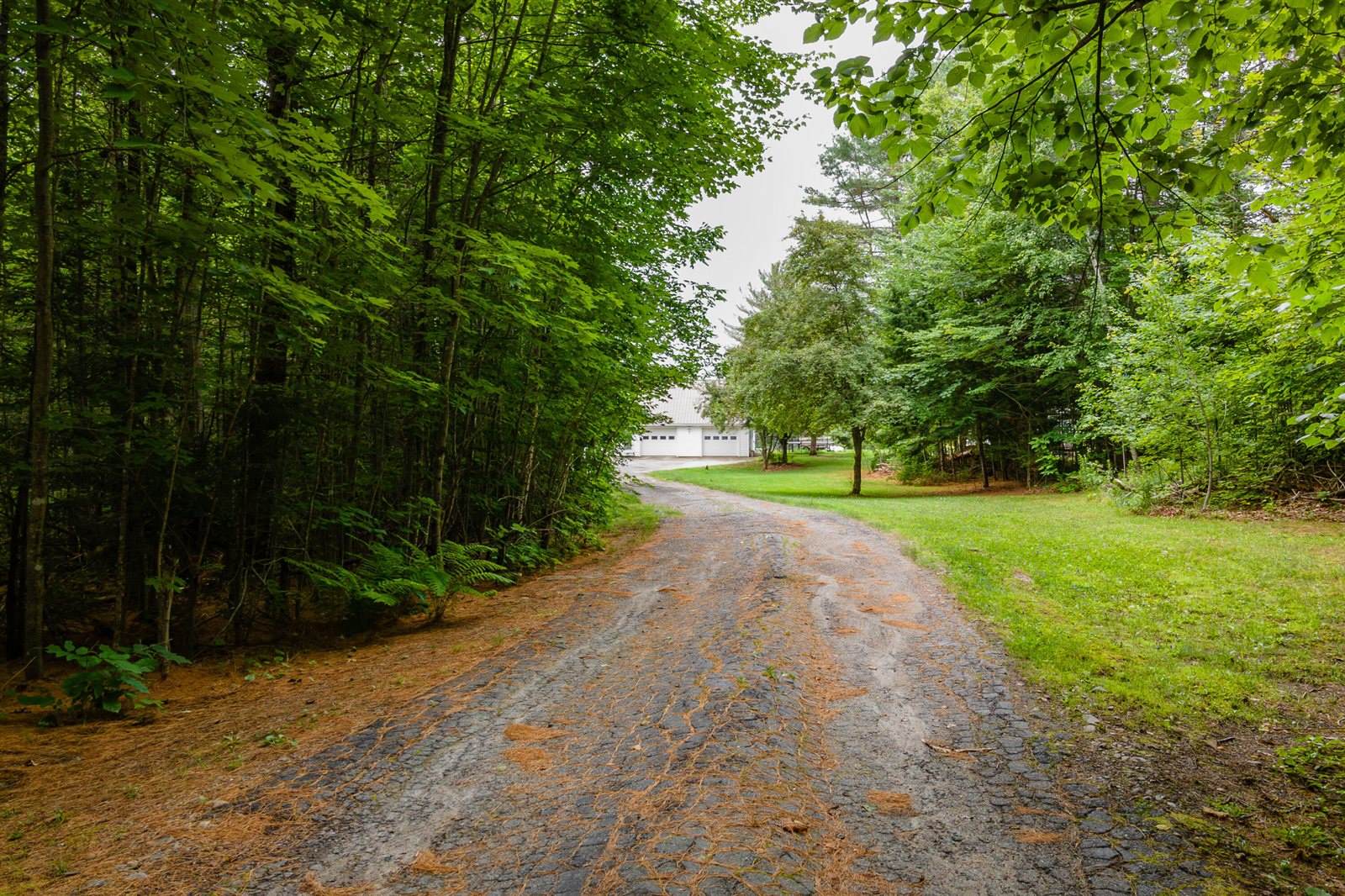 230 West Old Main Road, Lowell, ME 04493