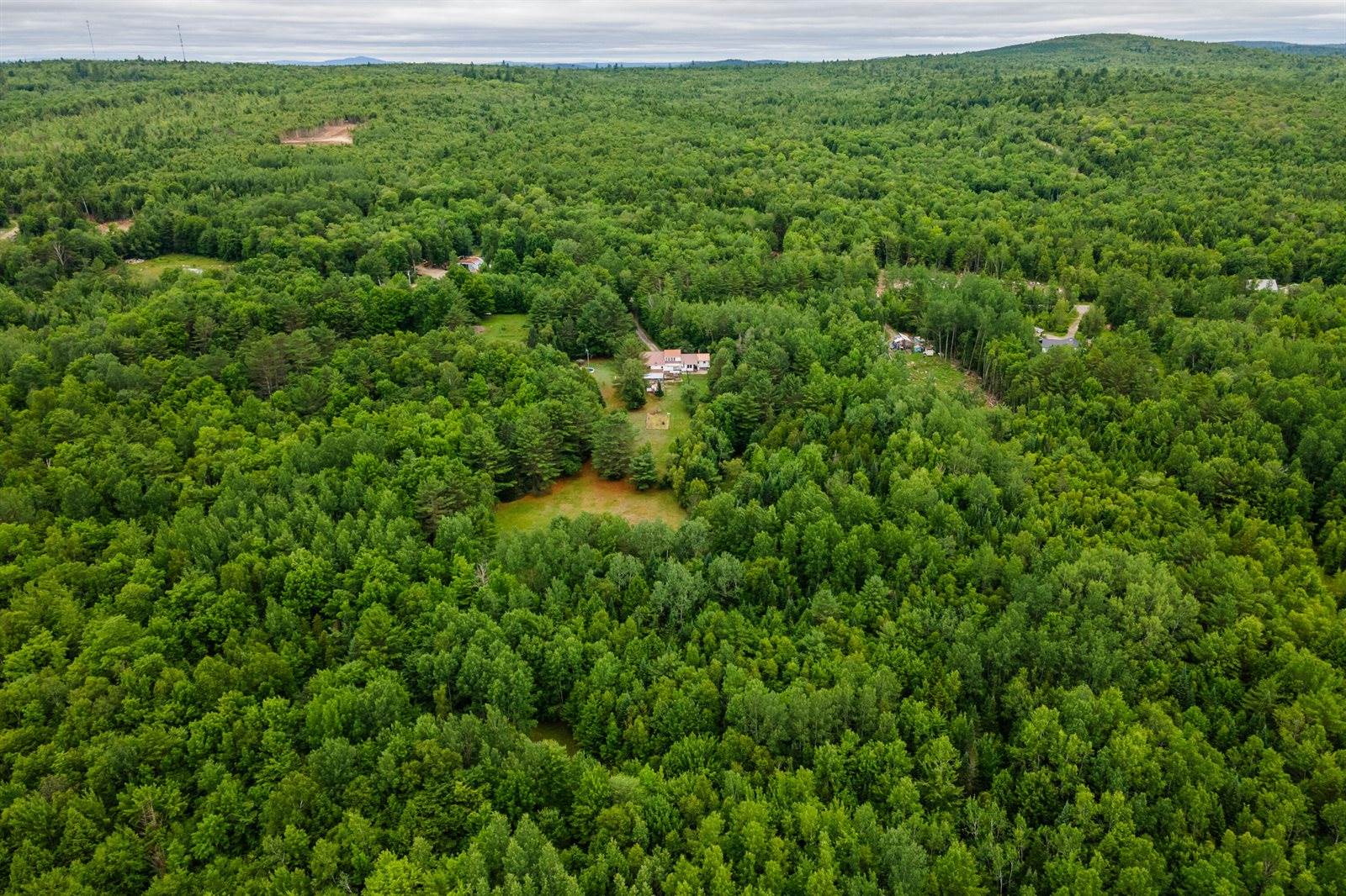 230 West Old Main Road, Lowell, ME 04493