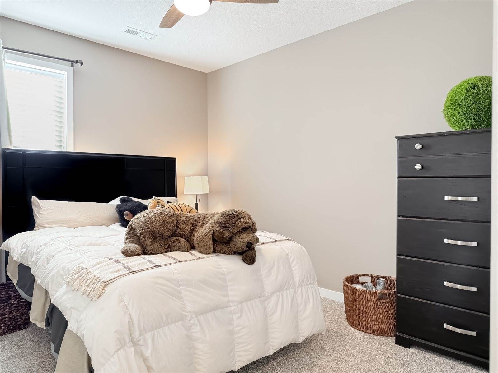 9253 Primo Lane, West Des Moines, IA 50266