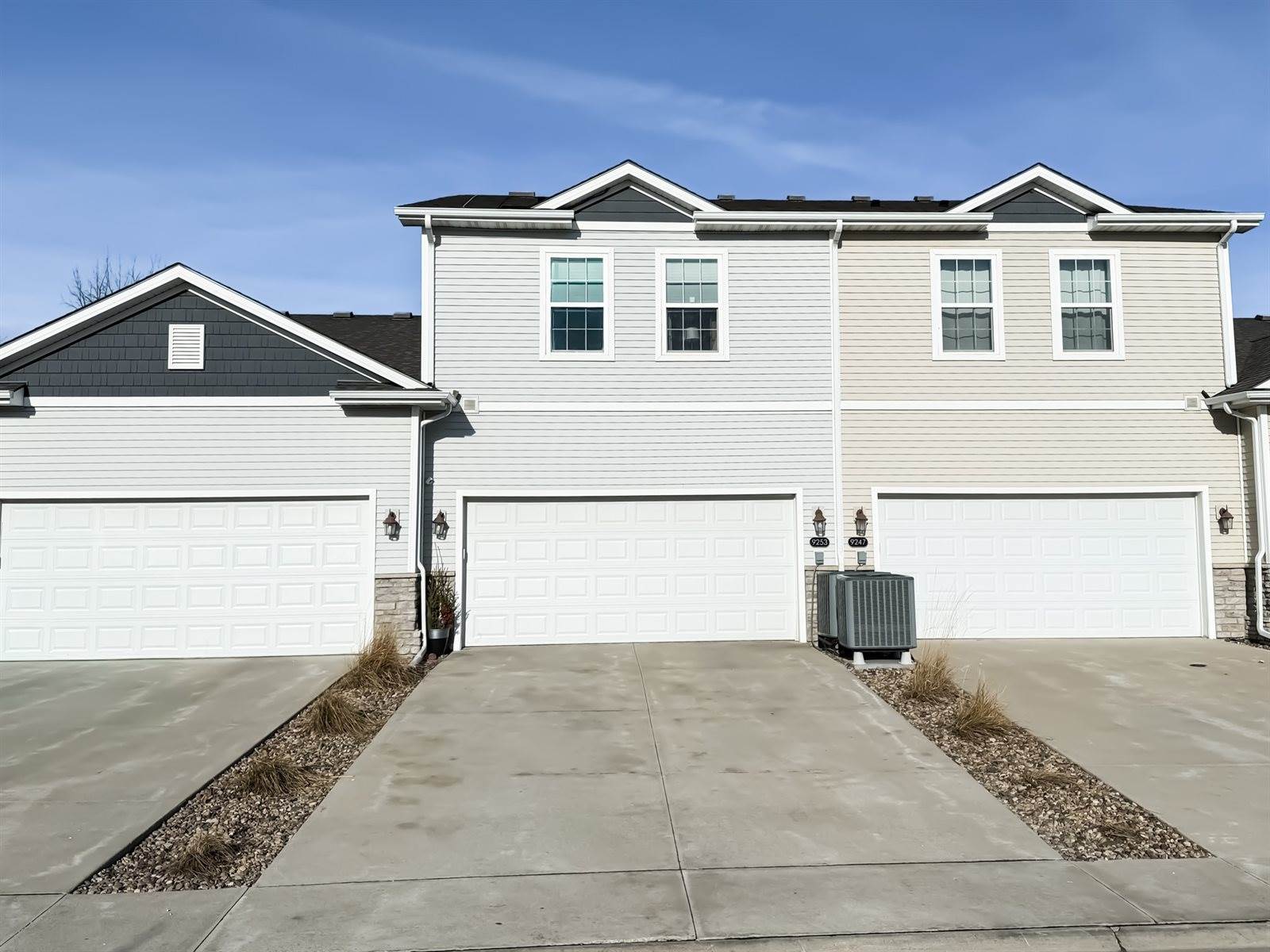 9253 Primo Lane, West Des Moines, IA 50266