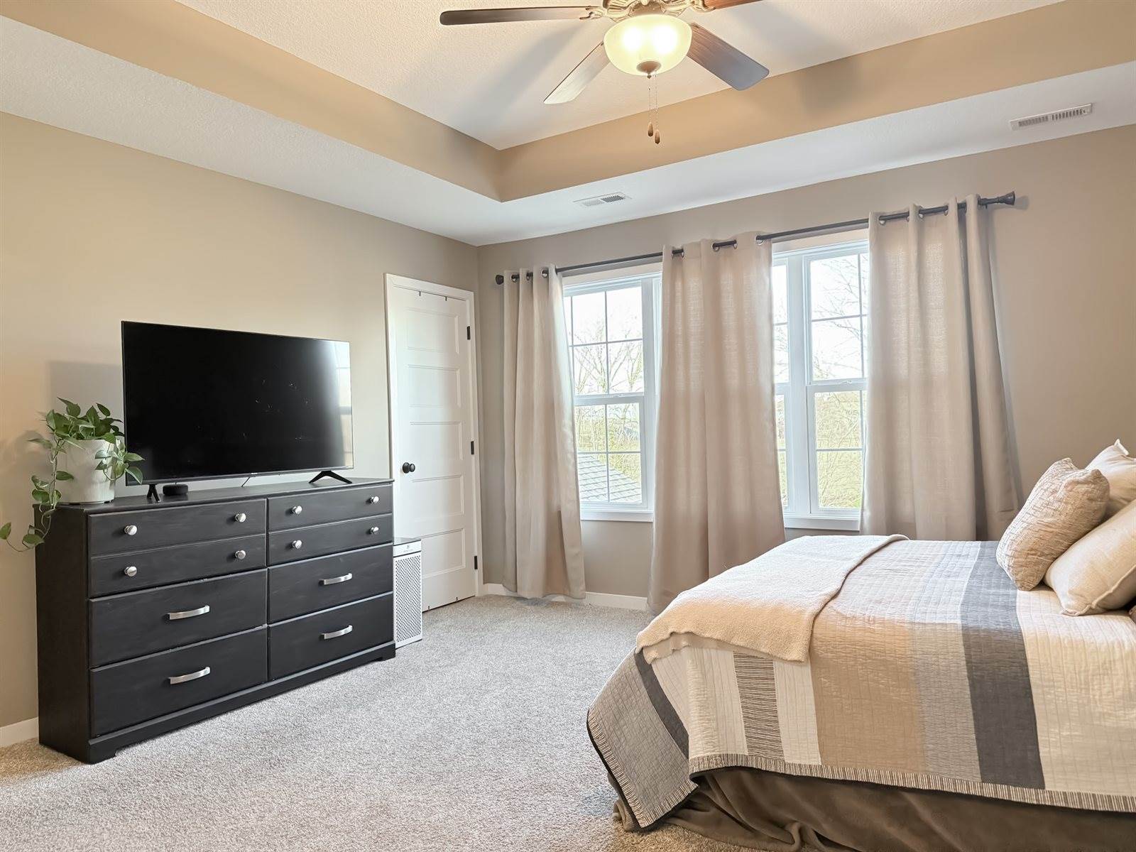 9253 Primo Lane, West Des Moines, IA 50266