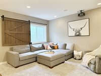 9253 Primo Lane, West Des Moines, IA 50266