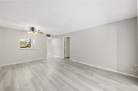 220 Pineneedle, Bradenton, FL 34210