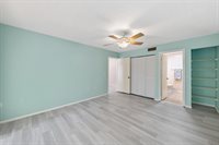 220 Pineneedle, Bradenton, FL 34210