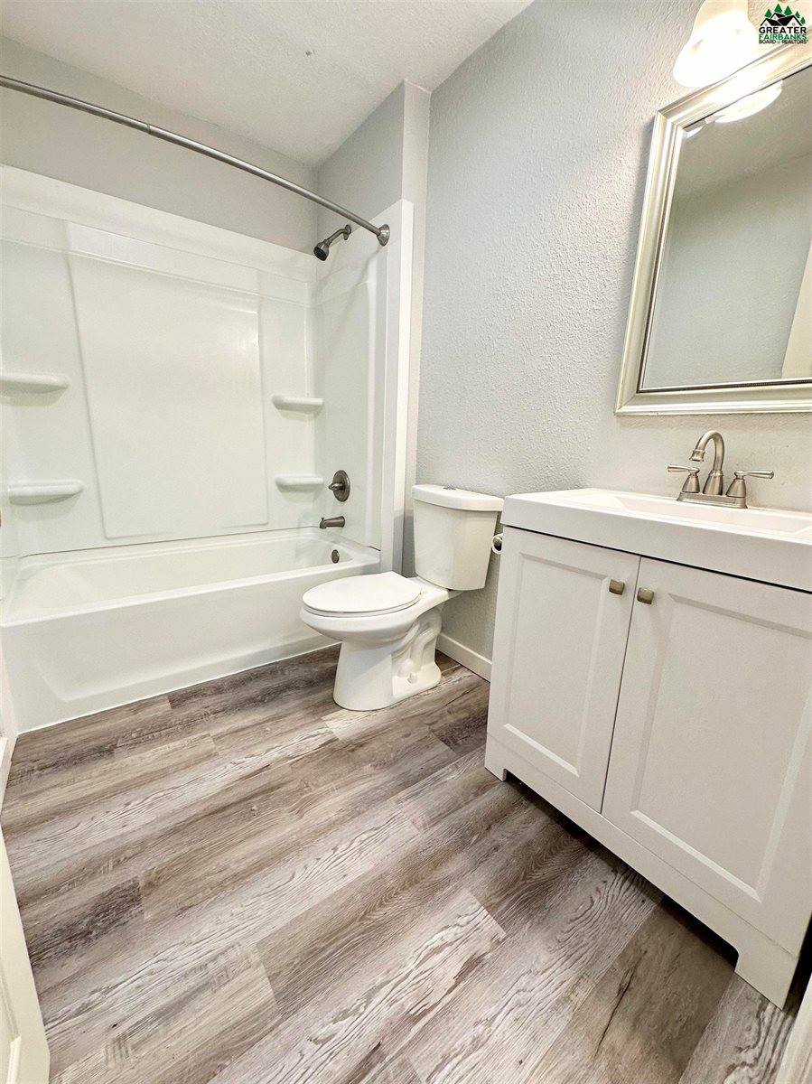 102 B Street, Fairbanks, AK 99701