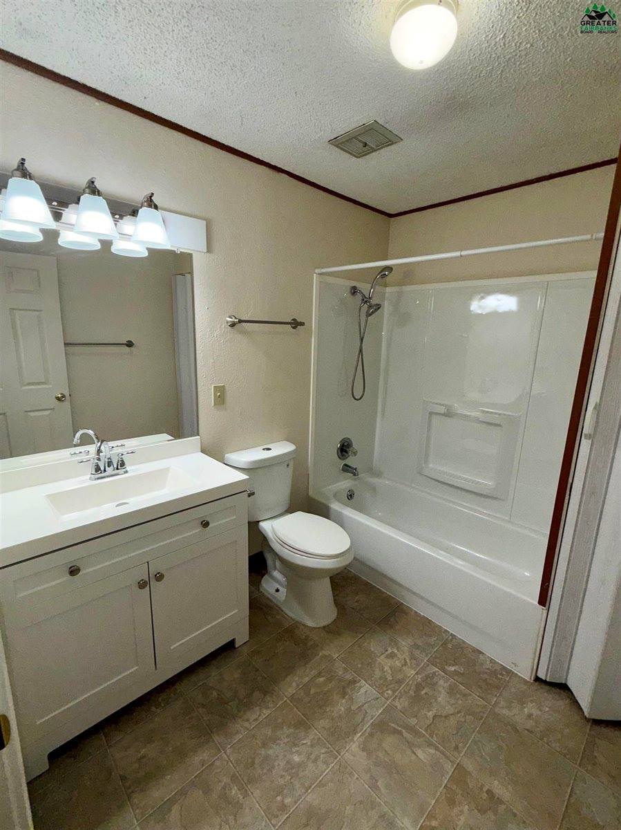 2641 Steese Highway, Fairbanks, AK 99712