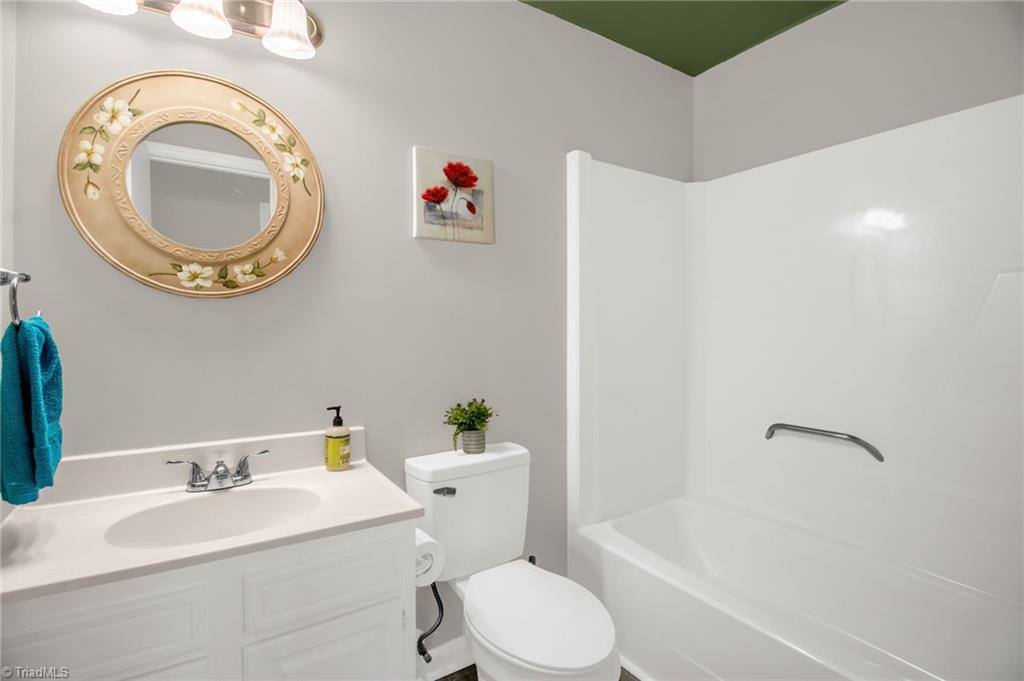 176 Terrace Lane, Lexington, NC 27292