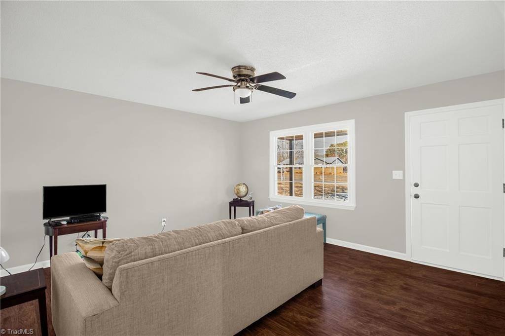 176 Terrace Lane, Lexington, NC 27292