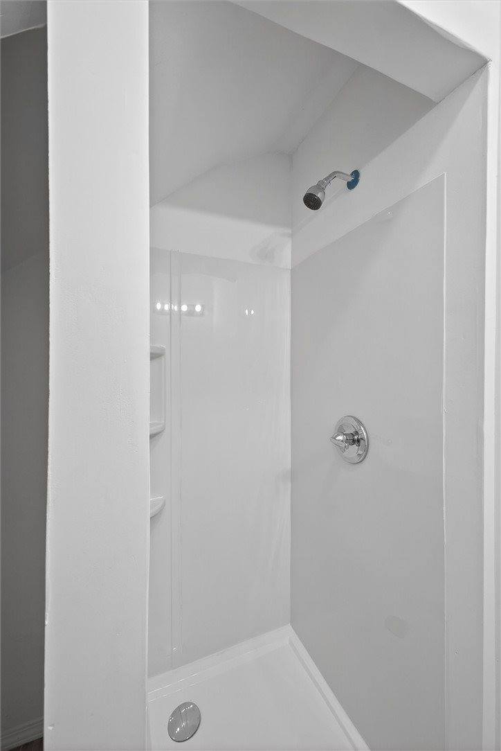 24 Bloomfield Place, Rochester, NY 14620