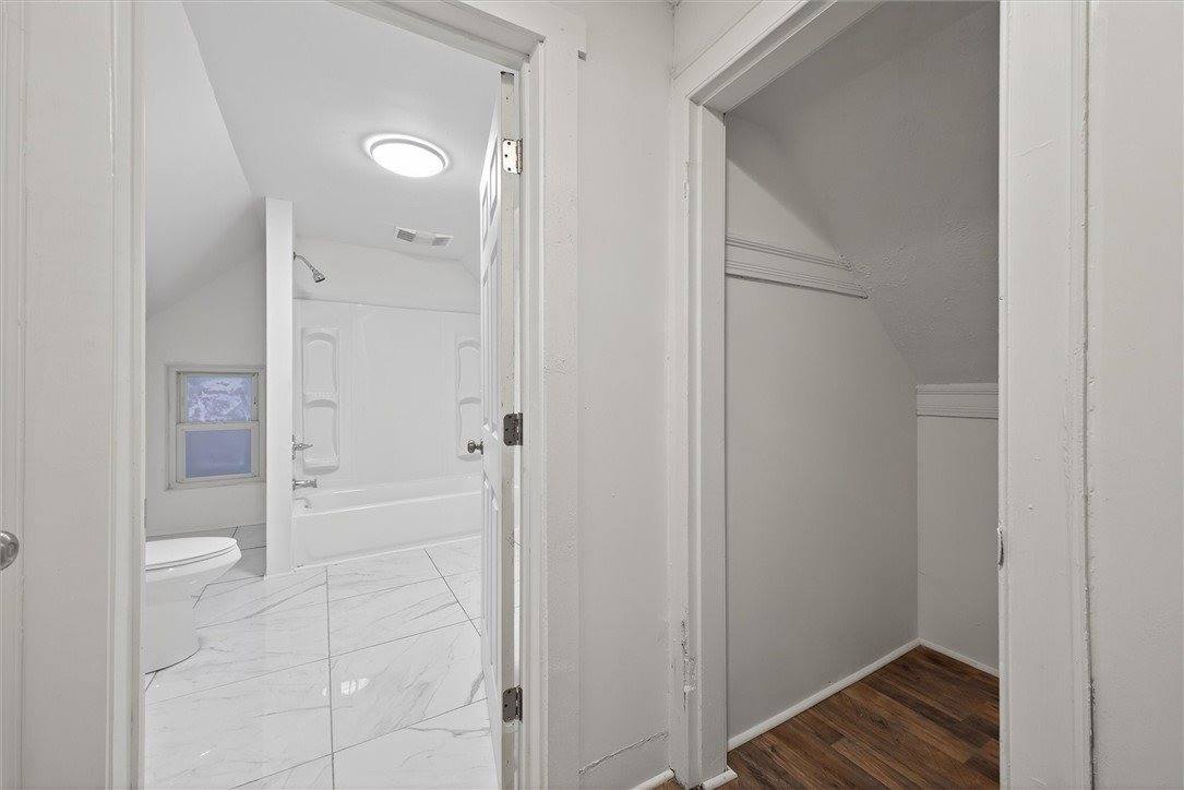 24 Bloomfield Place, Rochester, NY 14620