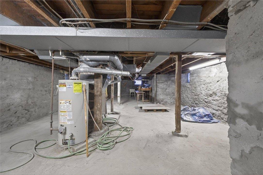 24 Bloomfield Place, Rochester, NY 14620