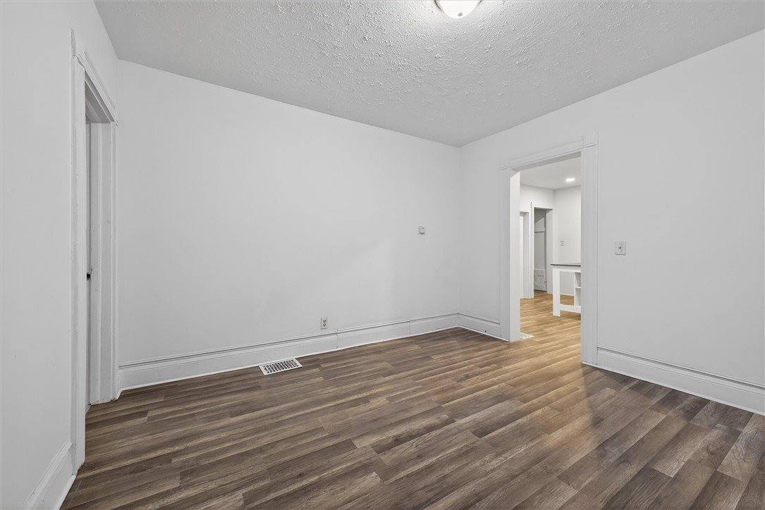 24 Bloomfield Place, Rochester, NY 14620