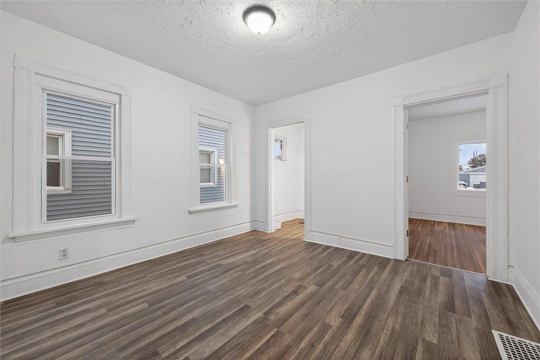 24 Bloomfield Place, Rochester, NY 14620