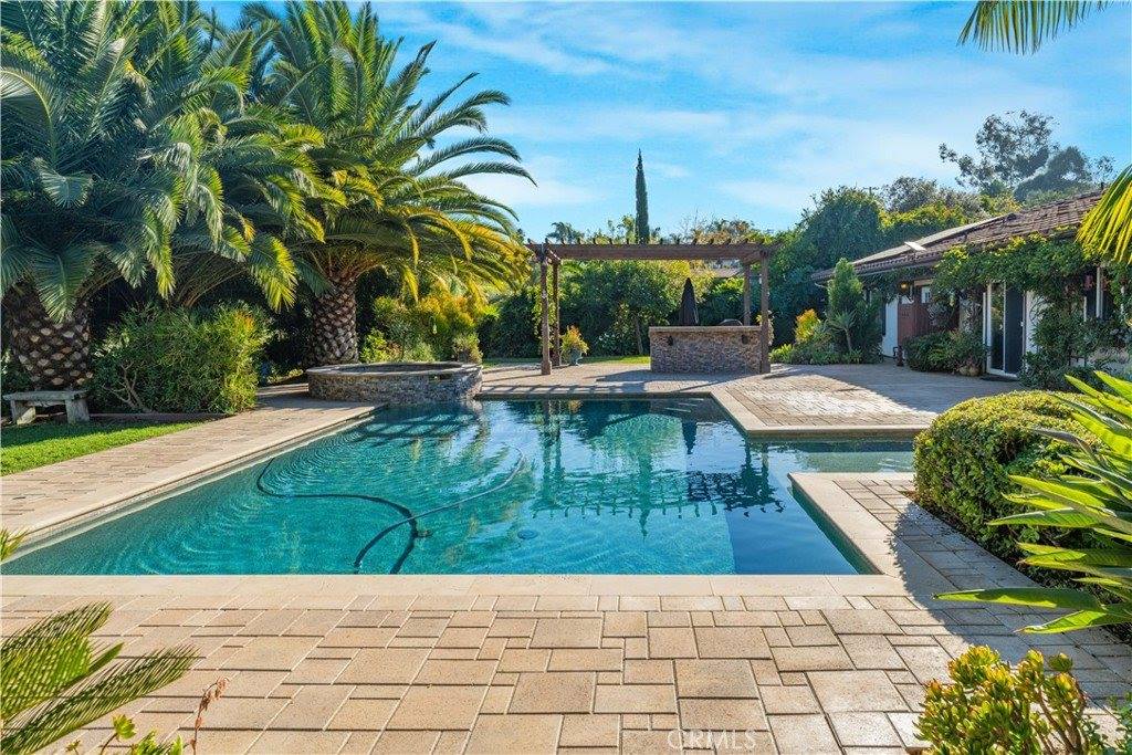 30415 Disney, Vista, CA 92084