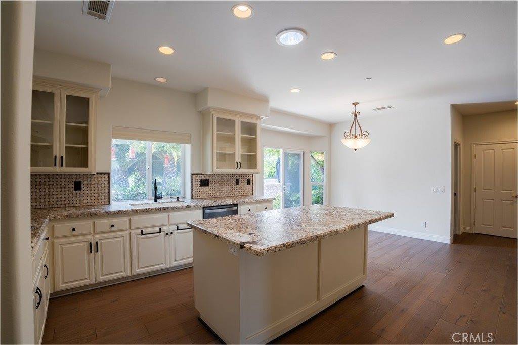 30415 Disney, Vista, CA 92084