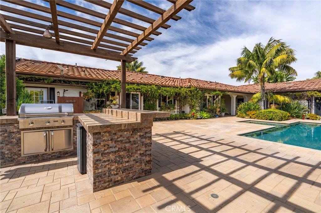 30415 Disney, Vista, CA 92084
