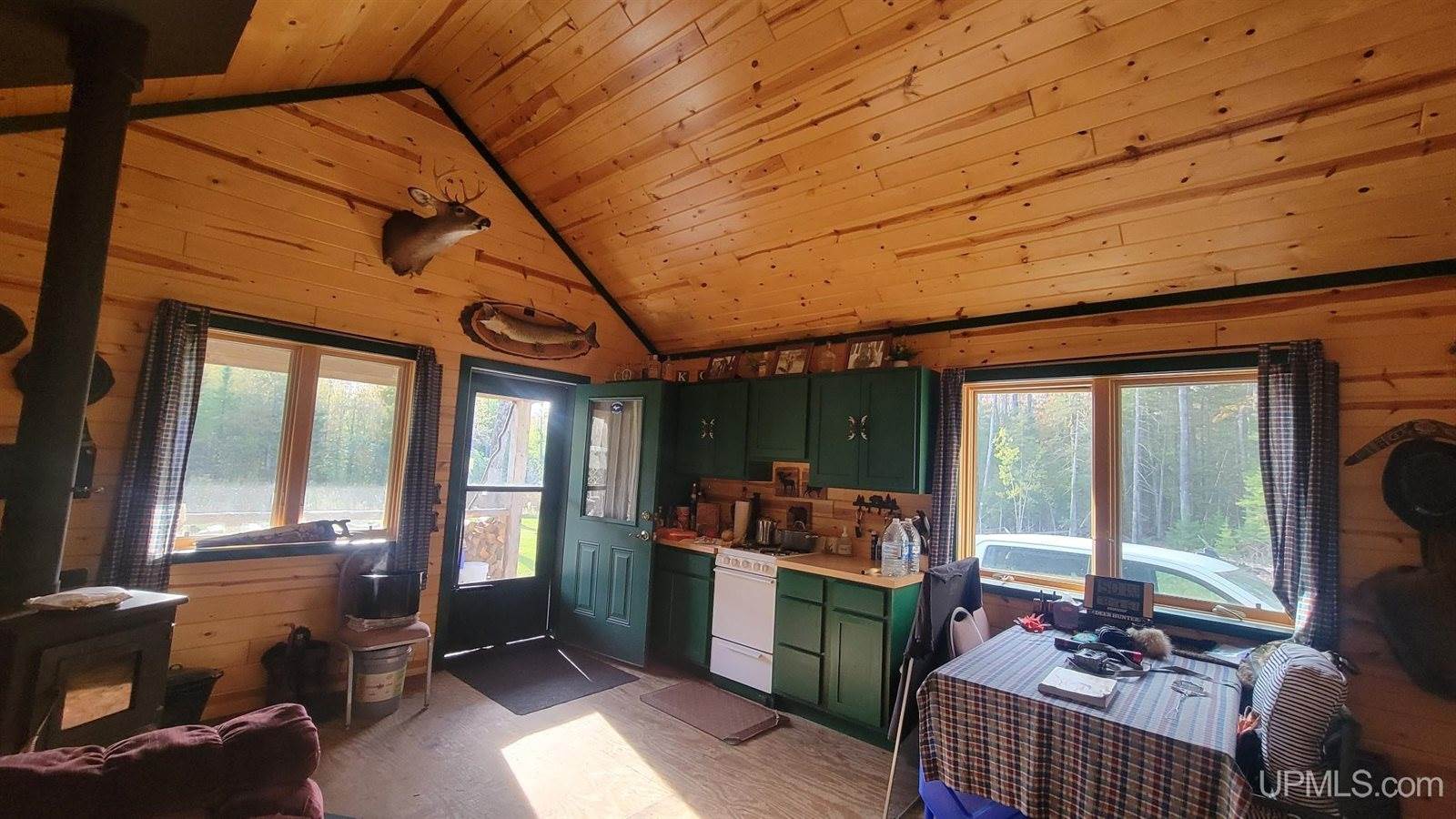 16947 US-2 Highway, Cooks, MI 49817